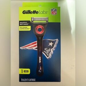 Gillette Labs NFL New England Patriots Licensed Razor🏈 Plus 1 Refill NIB Sealed